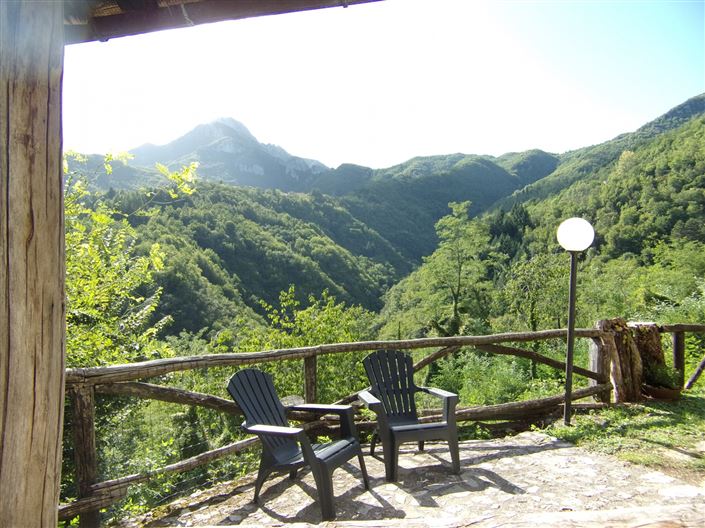 Image No.6-6 Bed Property for sale