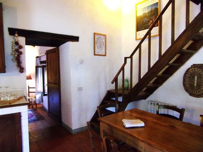 Image No.27-6 Bed Property for sale