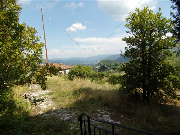 Image No.8-3 Bed Property for sale