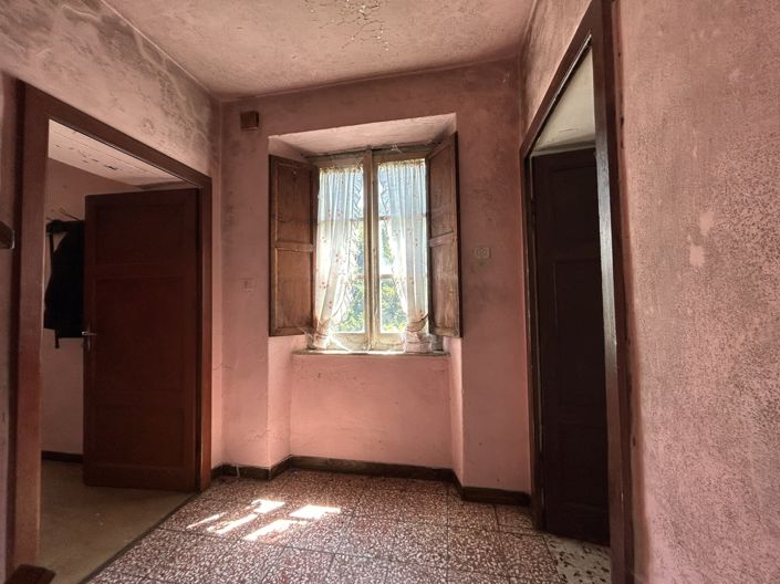 Image No.8-2 Bed Property for sale