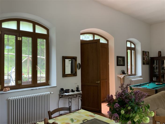 Image No.7-4 Bed Property for sale