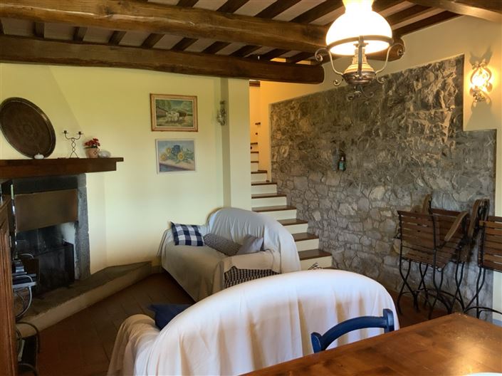 Image No.10-Propriété de 4 chambres à vendre à Pescaglia