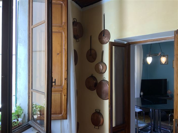 Image No.12-3 Bed Property for sale