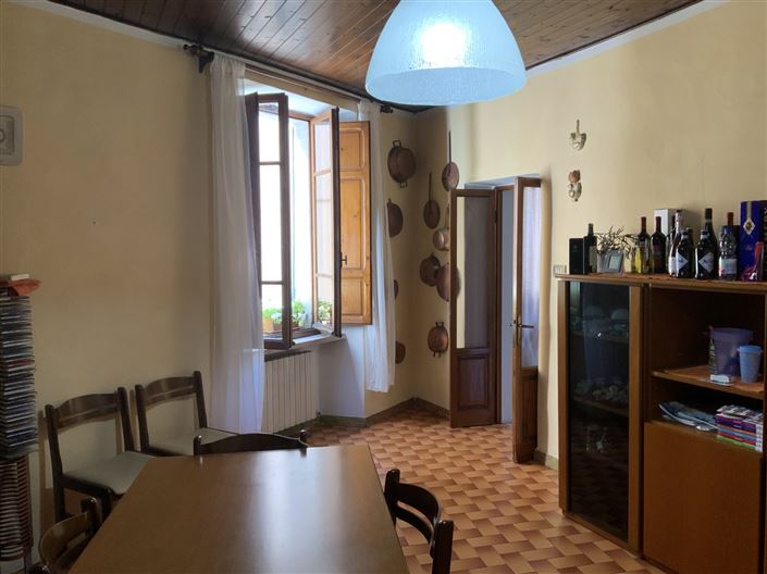 Image No.6-3 Bed Property for sale