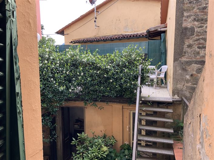 Image No.5-5 Bed Property for sale