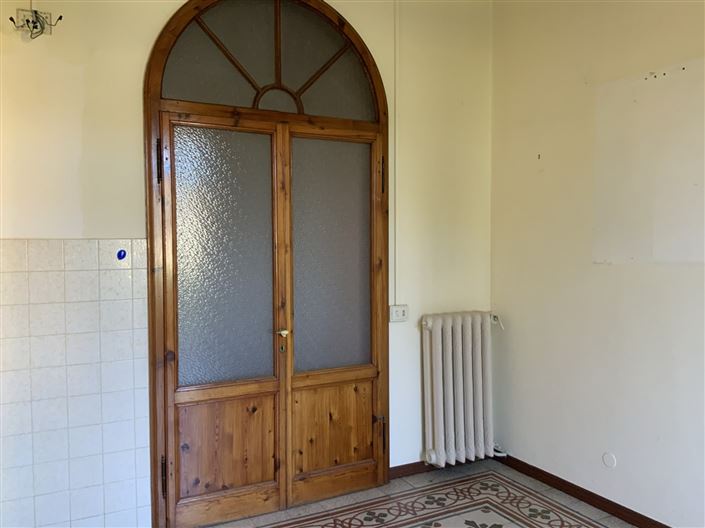 Image No.13-3 Bed Property for sale