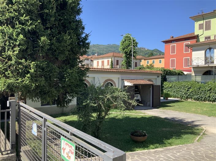 Image No.16-3 Bed Property for sale