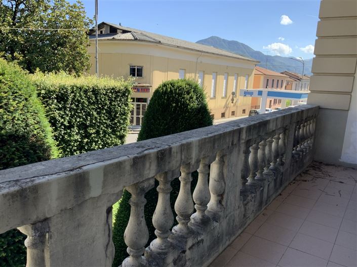 Image No.9-3 Bed Property for sale