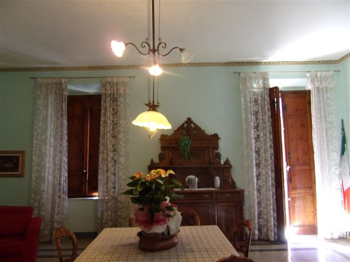 Image No.3-2 Bed Property for sale