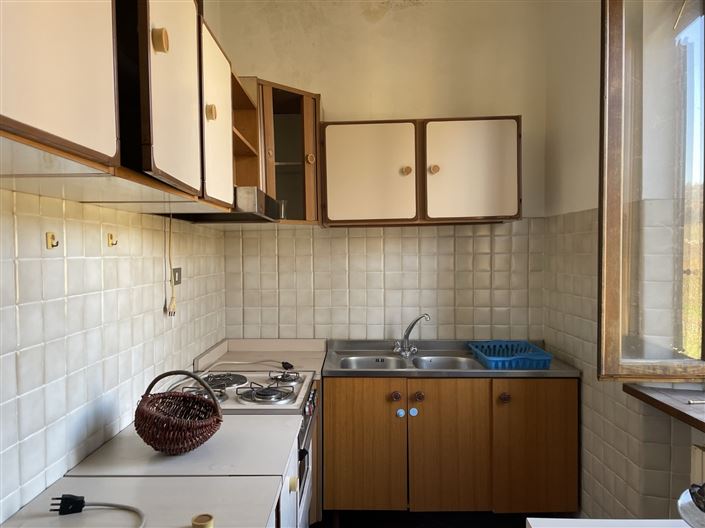 Image No.22-5 Bed Property for sale