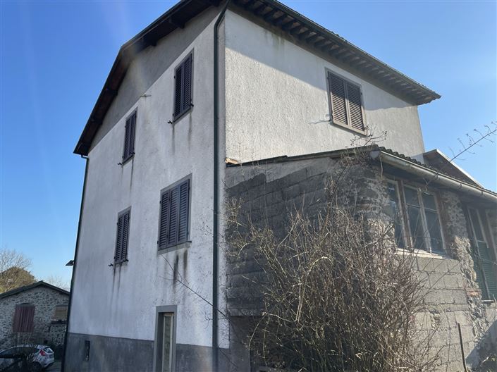 Image No.5-5 Bed Property for sale