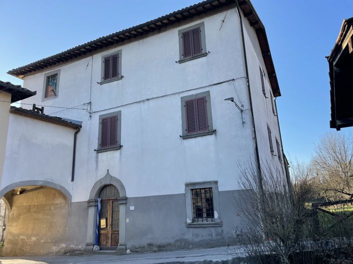 Image No.4-5 Bed Property for sale