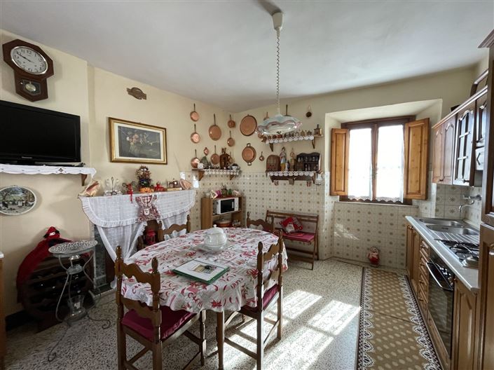 Image No.8-2 Bed Property for sale