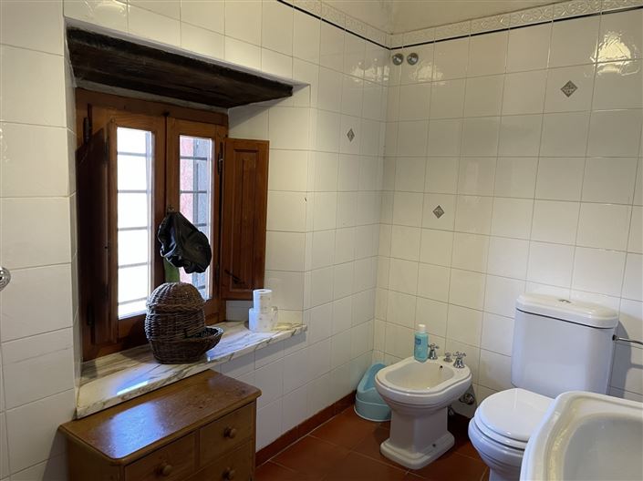 Image No.21-3 Bed Property for sale