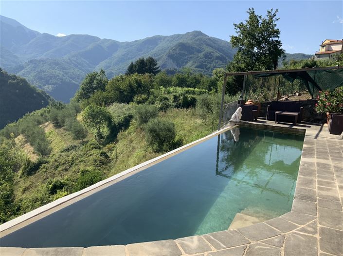 Image No.13-3 Bed Property for sale