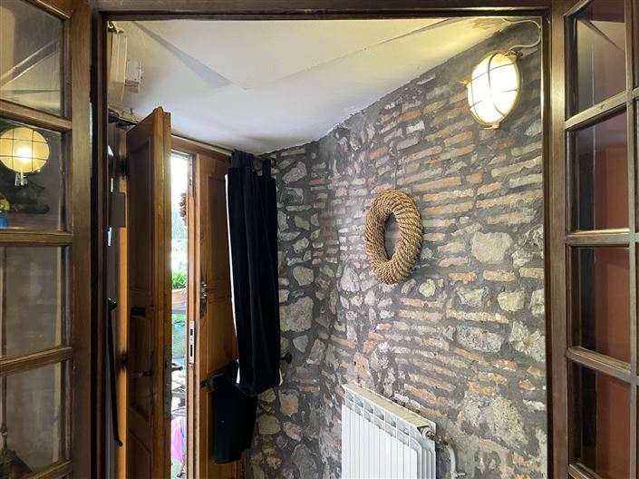 Image No.20-3 Bed Property for sale