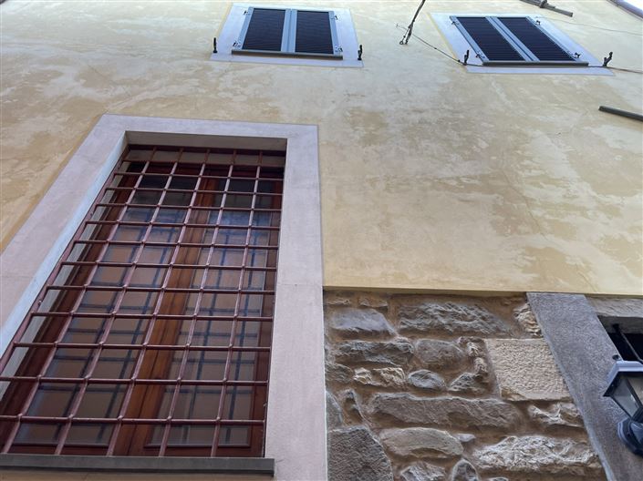 Image No.11-2 Bed Property for sale