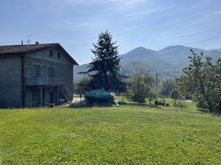 Image No.2-Propriété de 4 chambres à vendre à Piazza al Serchio