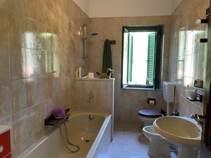 Image No.21-Propriété de 4 chambres à vendre à Piazza al Serchio