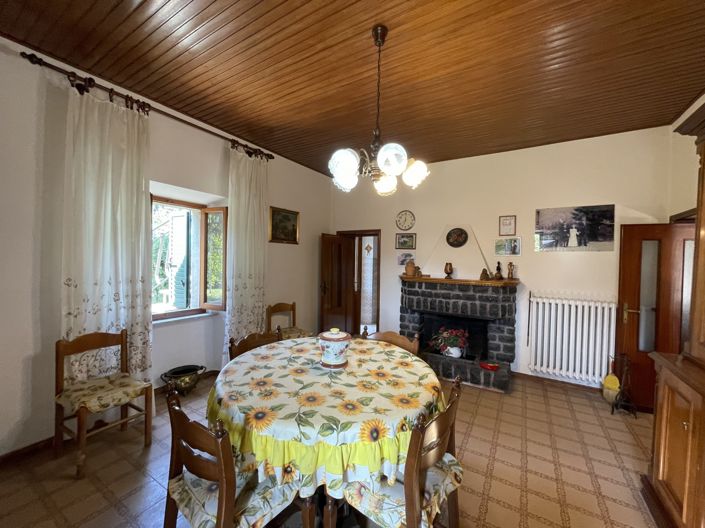 Image No.6-Propriété de 4 chambres à vendre à Piazza al Serchio