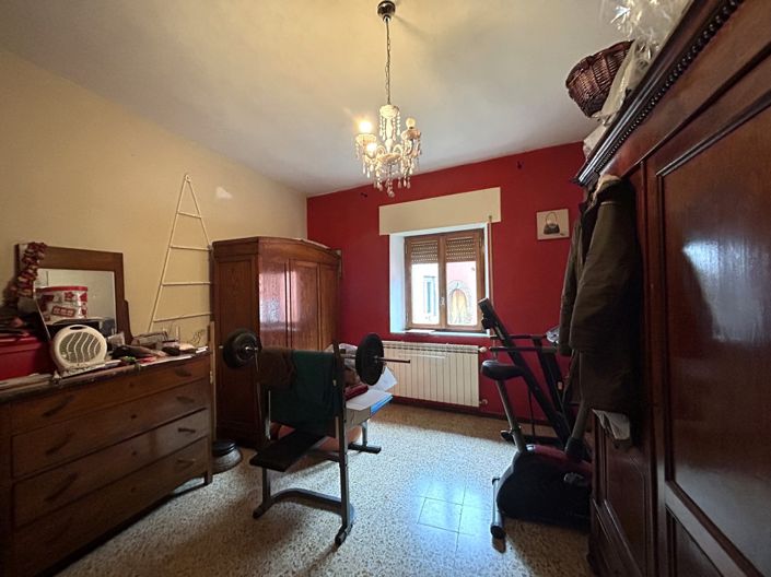 Image No.23-4 Bed Property for sale