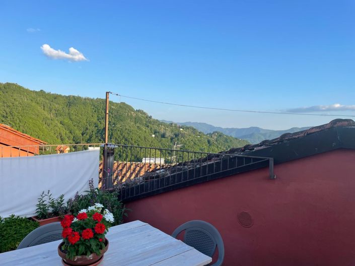 Image No.26-4 Bed Property for sale