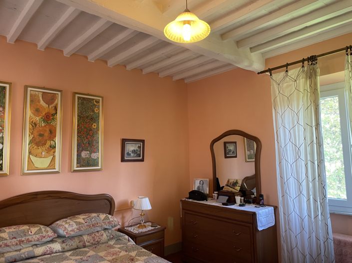 Image No.16-4 Bed Property for sale