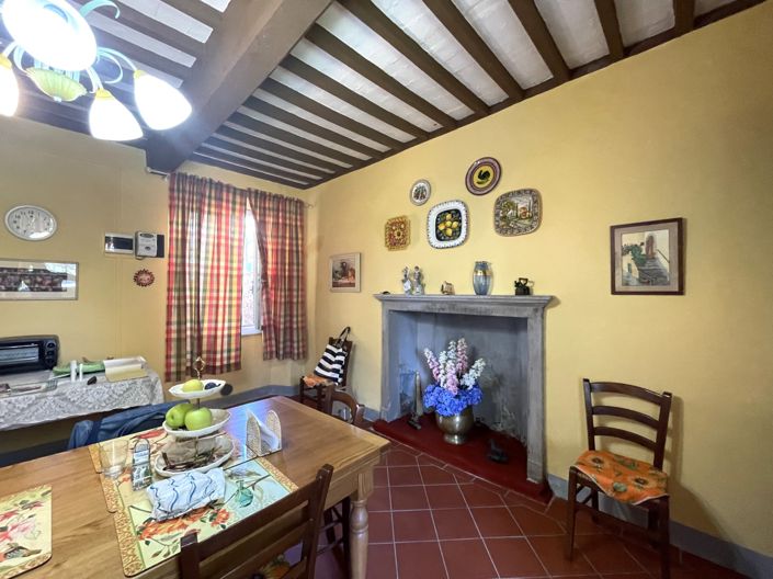 Image No.3-4 Bed Property for sale