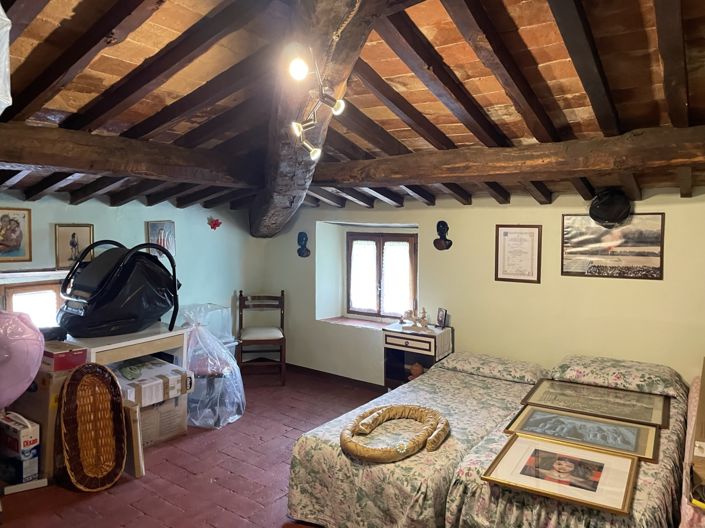 Image No.11-3 Bed Property for sale