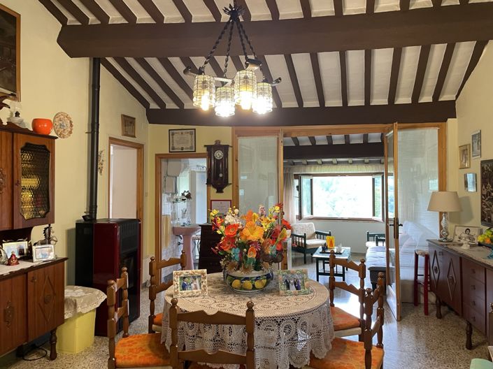 Image No.3-3 Bed Property for sale