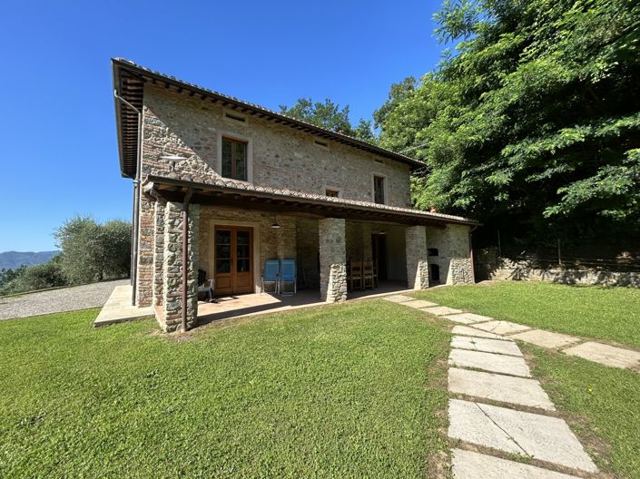 Image No.12-4 Bed Property for sale