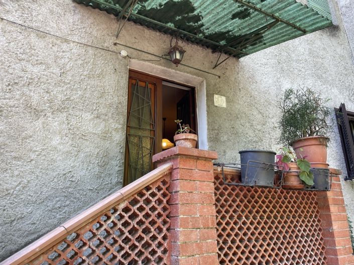 Image No.2-3 Bed Property for sale