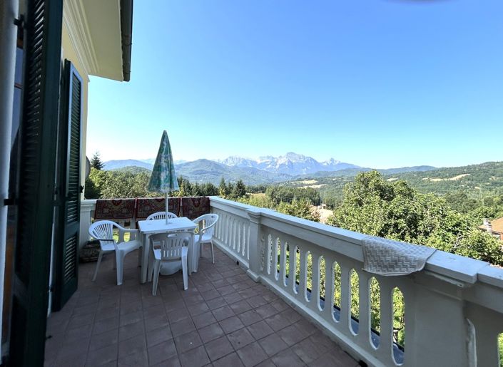 Image No.3-5 Bed Property for sale