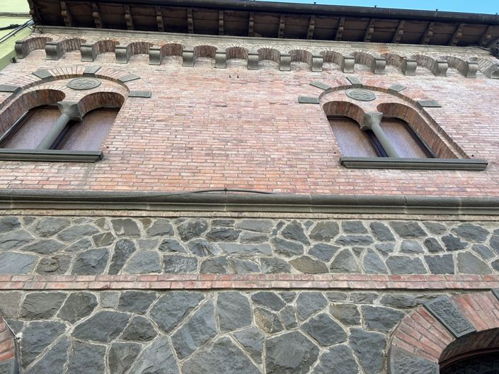 Image No.11-3 Bed Property for sale