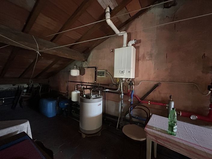 Image No.26-3 Bed Property for sale