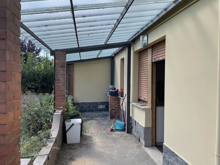 Image No.11-3 Bed House for sale