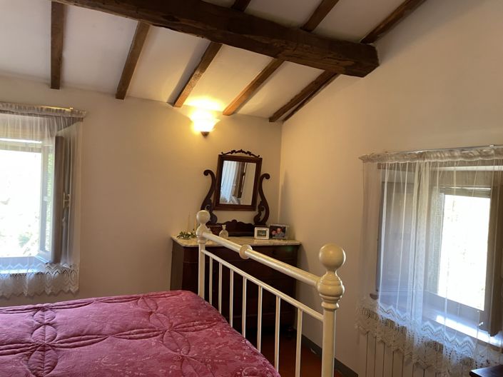 Image No.14-4 Bed Property for sale