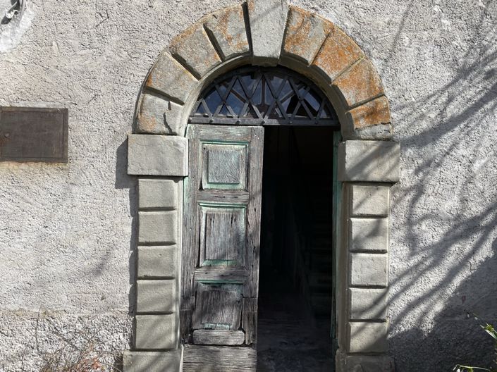 Image No.3-4 Bed Property for sale