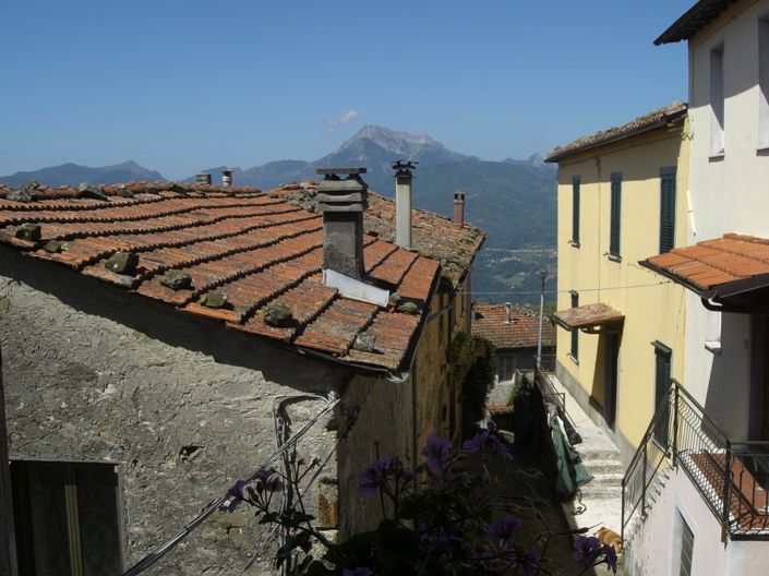 Image No.16-2 Bed House for sale