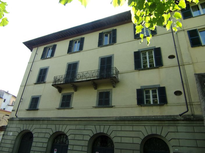 Image No.26-4 Bed Property for sale