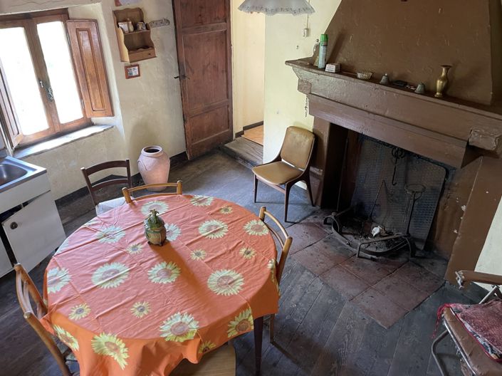 Image No.9-3 Bed Property for sale