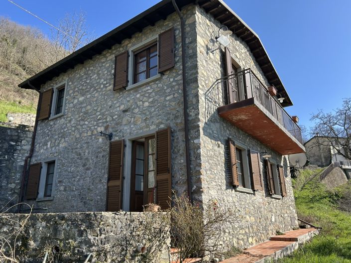 Image No.2-Propriété de 2 chambres à vendre à Fosciandora