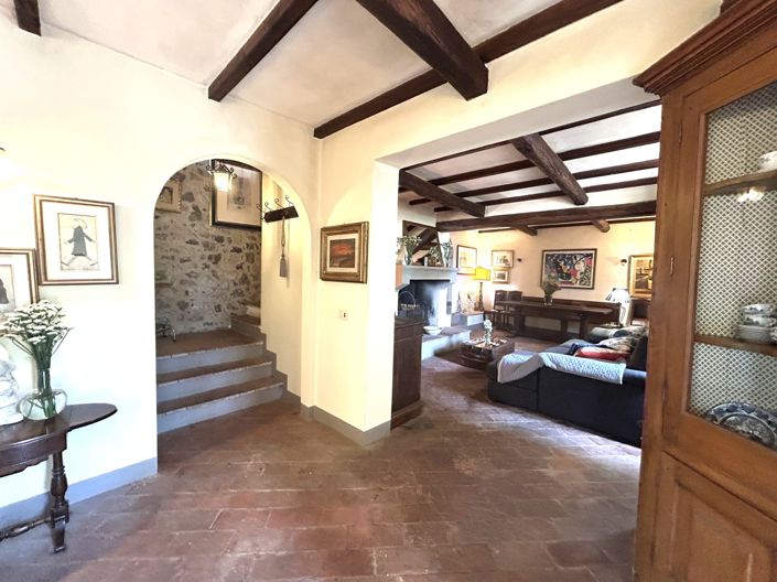 Image No.6-Propriété de 4 chambres à vendre à Lucca