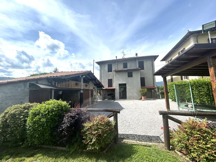 Image No.30-4 Bed Property for sale