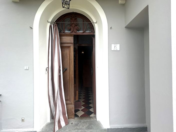 Image No.6-4 Bed Property for sale