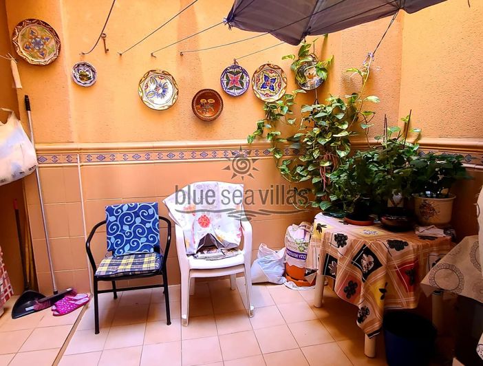 Image No.16-5 Bed Townhouse for sale