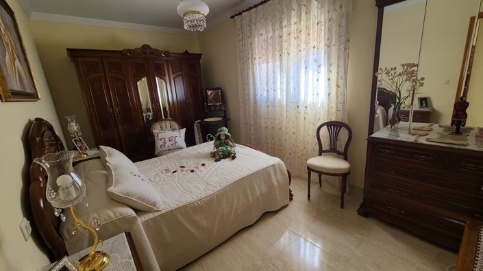 Image No.23-3 Bed Townhouse for sale