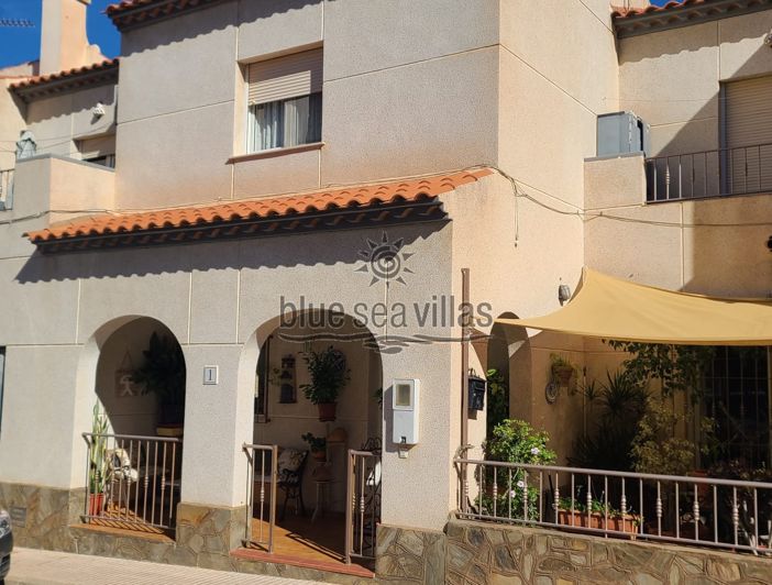 Image No.27-3 Bed Townhouse for sale