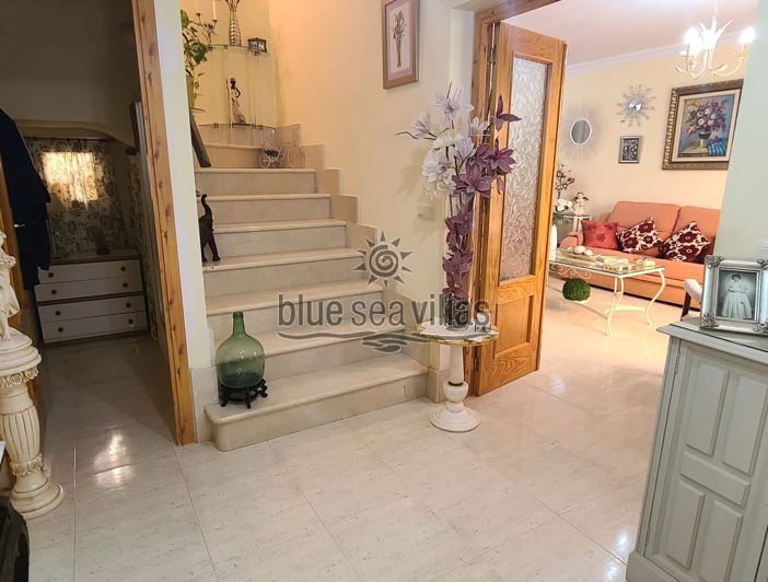 Image No.33-3 Bed Townhouse for sale