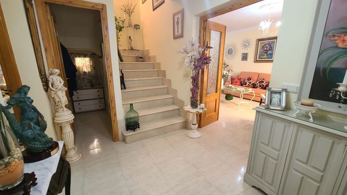 Image No.9-3 Bed Townhouse for sale